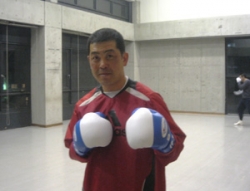 教えて先生！Vol.33 いきいきボクシング教室　秋山賢一さん