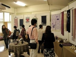 伊勢崎絣「織りの魅力展」が開かれました<br />ファッションショーも大盛況でした