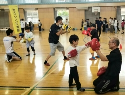 ボクシング体験会　in　栄養ワンダー