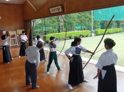 おじゃましま～す　Vol.117 伊勢崎市堤西町 「伊勢崎市弓道協会『寿徳会』小中学生弓道教室」