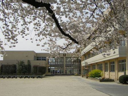 伊勢崎市立あずま小学校