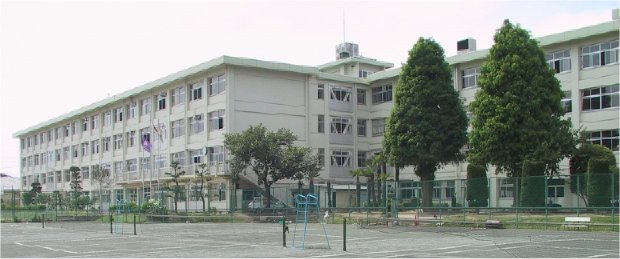 伊勢崎市立第一中学校